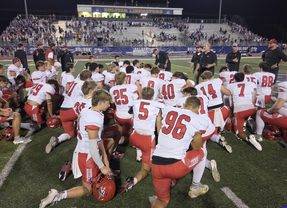 Zizzers Finish Strong, Take Down Bolivar 27-20 on the Road