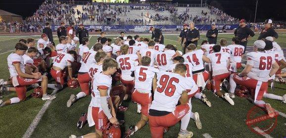 Zizzers Finish Strong, Take Down Bolivar 27-20 on the Road